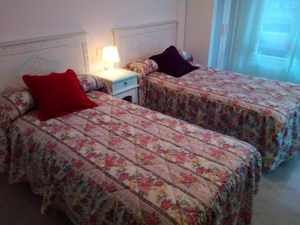 Ferienwohnung Bnap Masip Oviédo Zimmer foto